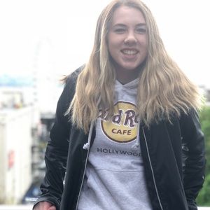 Meet your Posher, Lila